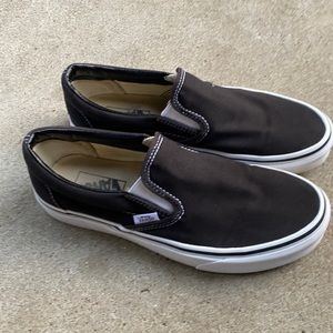 Black Vans slip ons sz 8